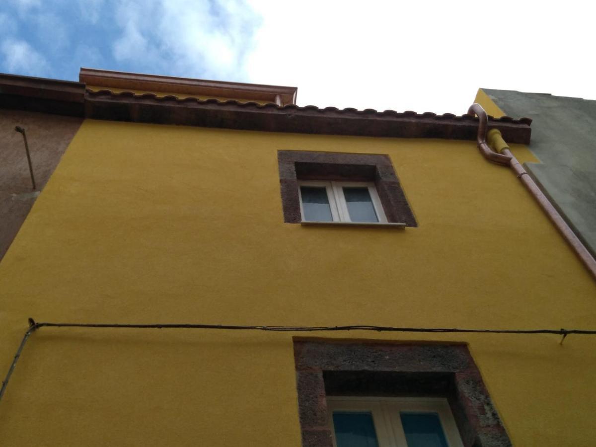 Piccola Casa Di Sardegna Lejlighed Villanova Monteleone Eksteriør billede