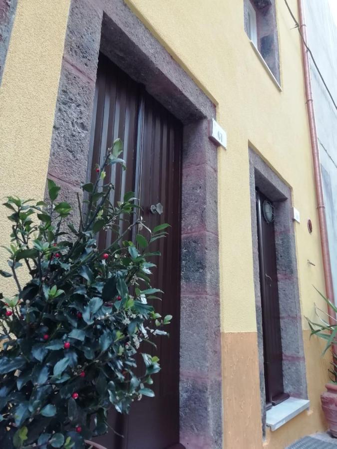 Piccola Casa Di Sardegna Lejlighed Villanova Monteleone Eksteriør billede