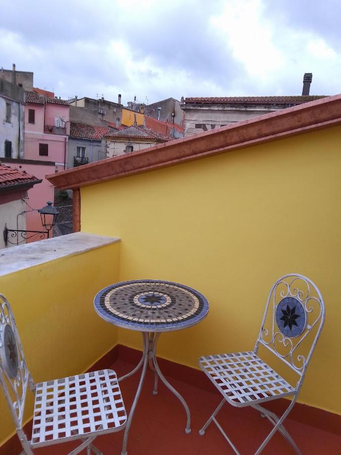 Piccola Casa Di Sardegna Lejlighed Villanova Monteleone Eksteriør billede